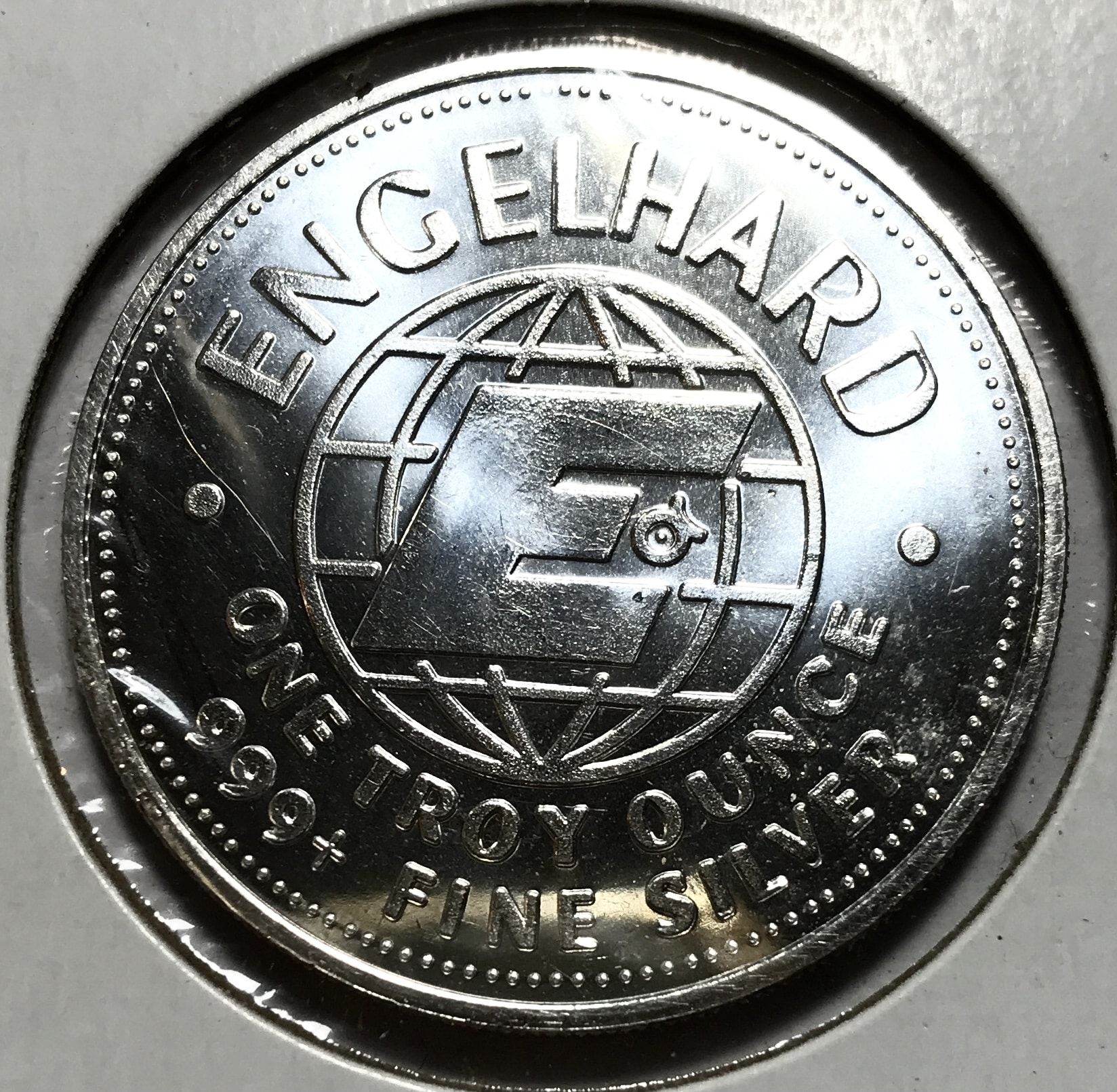 1982 Engelhard Prospector 1oz .999 Silver Round - Image 2
